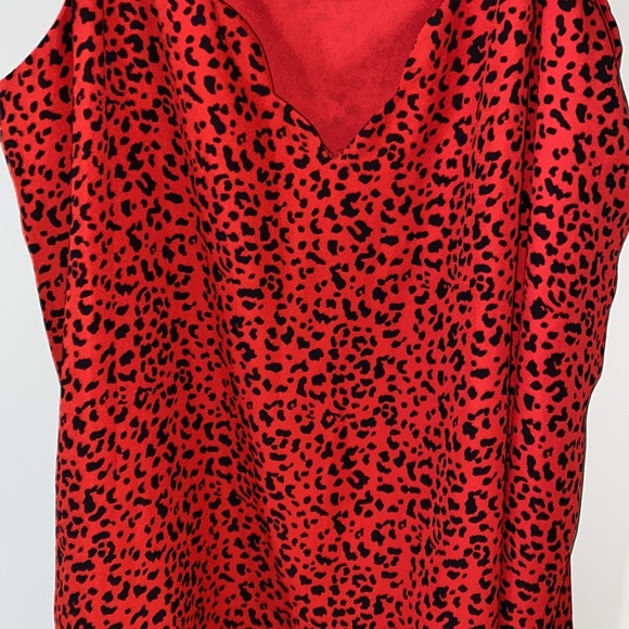 Red Leopard Tank - Picture 2 of 3
